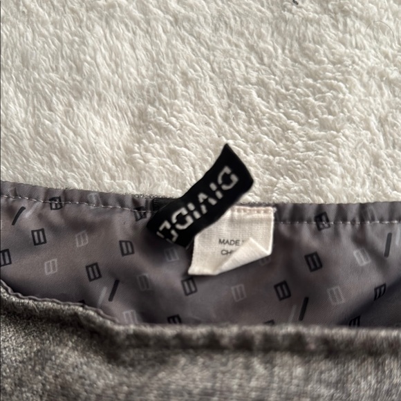 Divided - Picture 2 of 5